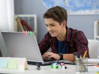 Choosing The Right Typing Program For Each School Grade Level